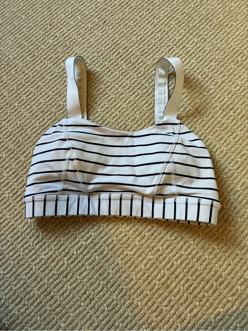 Lululemon - Adjust Me Bra - size 6